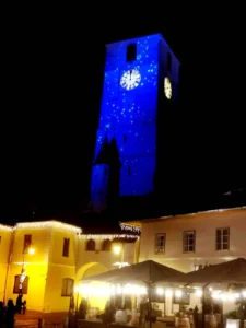 Sibiu-Christmas-Market-9-1-225x300