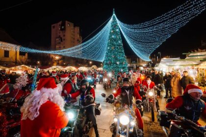 targu-mures-xmas-04592-1-1-2-420x280