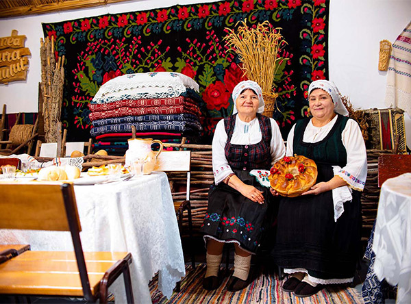 Eco-Resort-Valeni-2-1